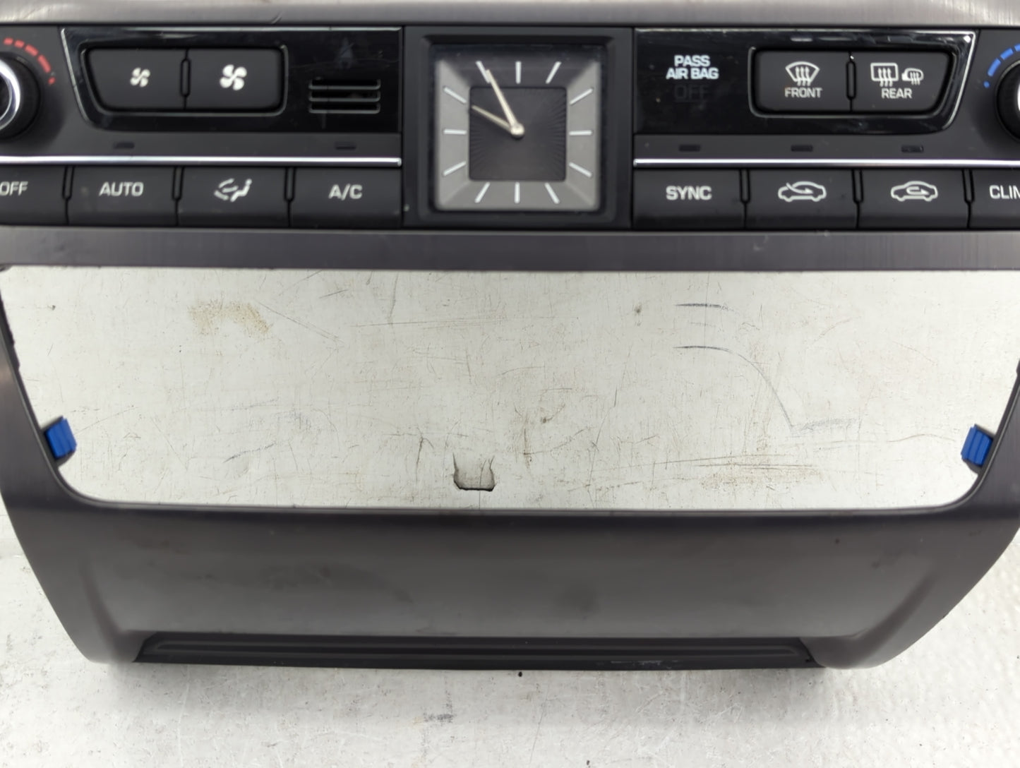 2015-2016 Hyundai Genesis Climate Control Module Temperature AC/Heater Replacement P/N:97250-B1120 Fits Fits 2015 2016 2017 