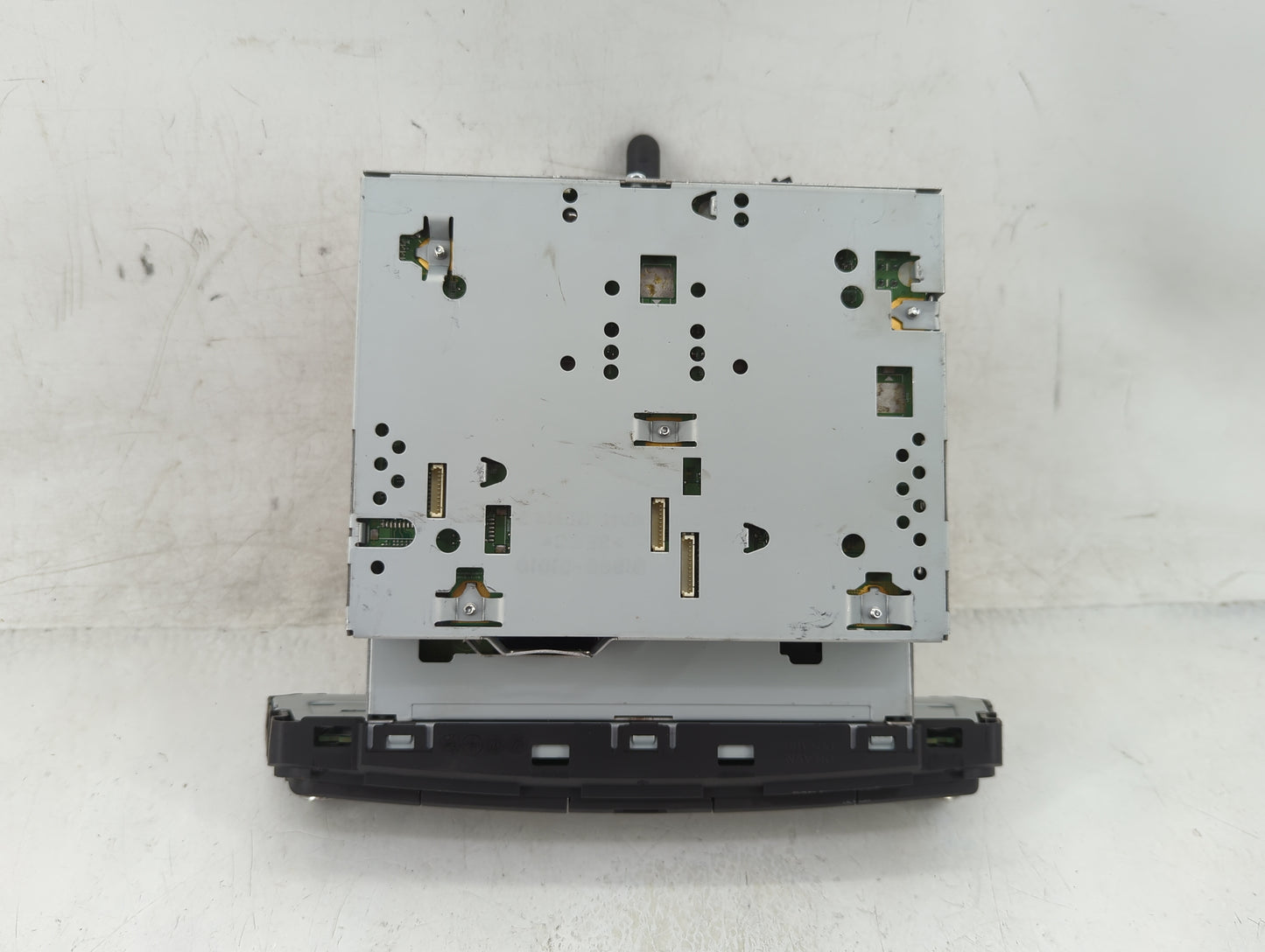 2015 Hyundai Genesis Radio AM FM Cd Player Receiver Replacement P/N:96560-B14274X Fits OEM Used Auto Parts - Oemusedautopart