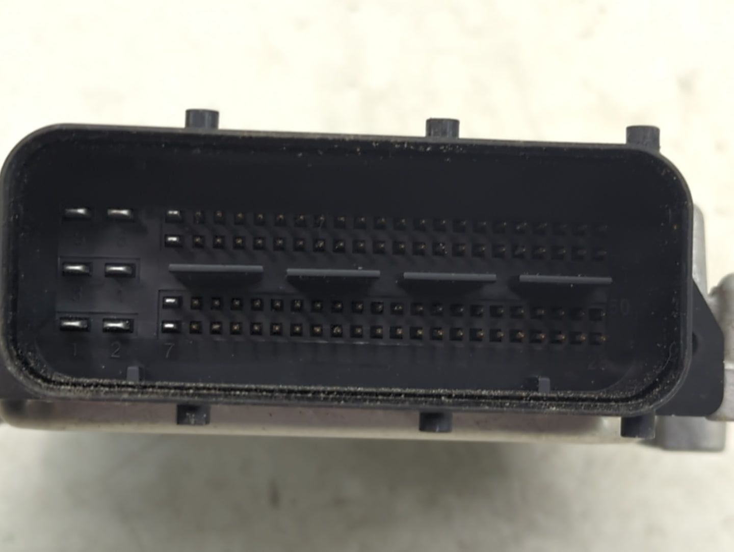 2013-2016 Hyundai Genesis Transmission Control Module Tcu Tcm 1417143 - Oemusedautoparts1.com