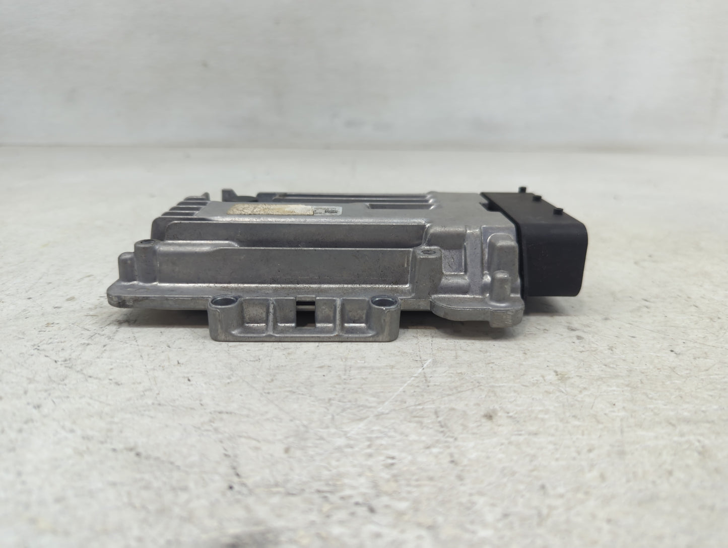2013-2016 Hyundai Genesis Transmission Control Module Tcu Tcm 1417143 - Oemusedautoparts1.com