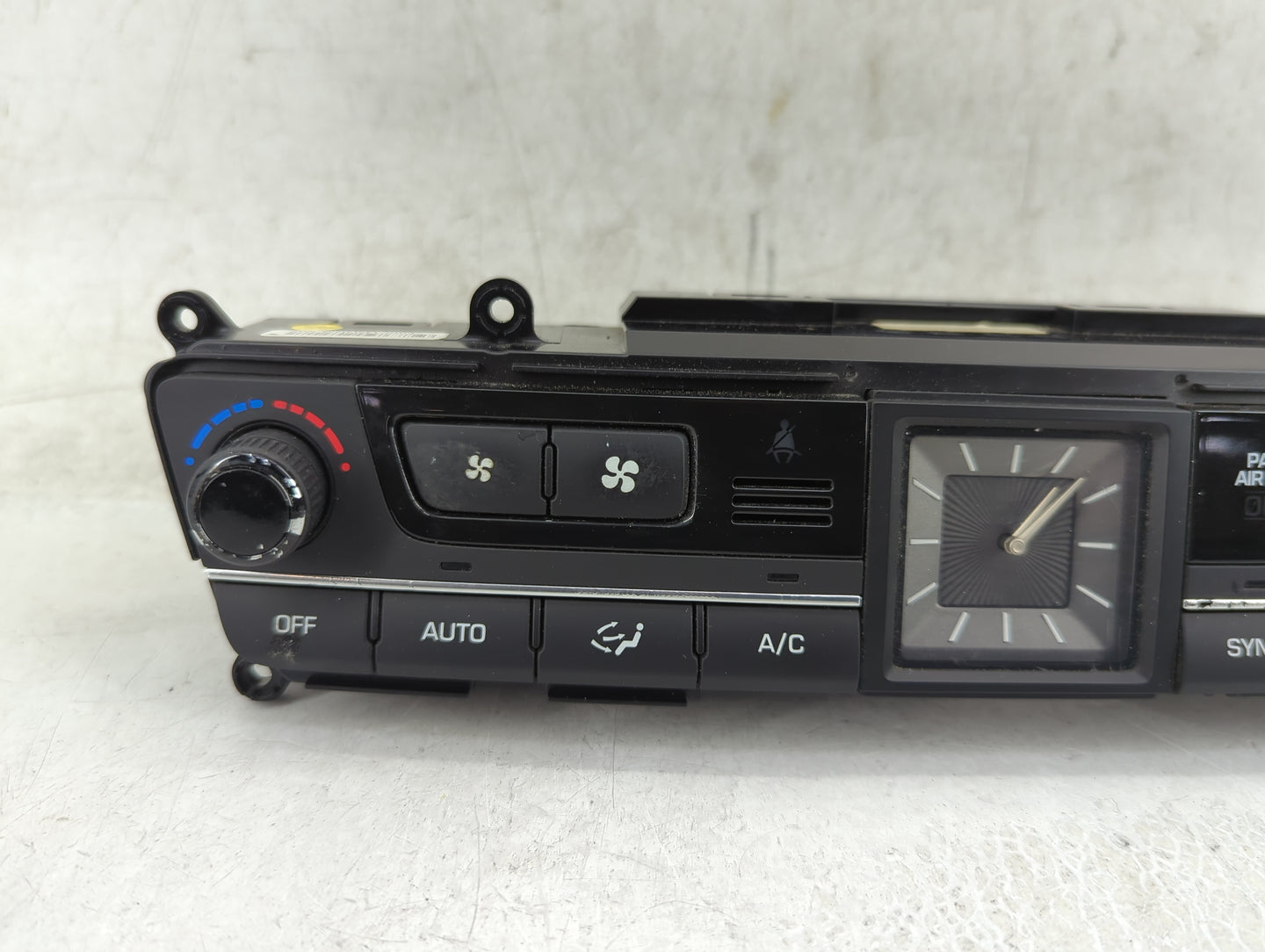 2015-2016 Hyundai Genesis Climate Control Module Temperature AC/Heater Replacement P/N:97250-B1XXX Fits Fits 2015 2016 2017 