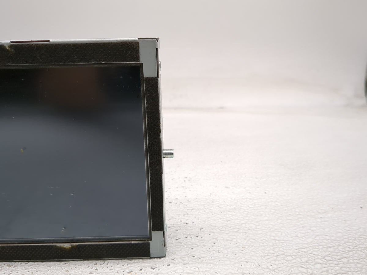2015-2016 Hyundai Genesis Information Radio Display Screen 1422639 - Oemusedautoparts1.com