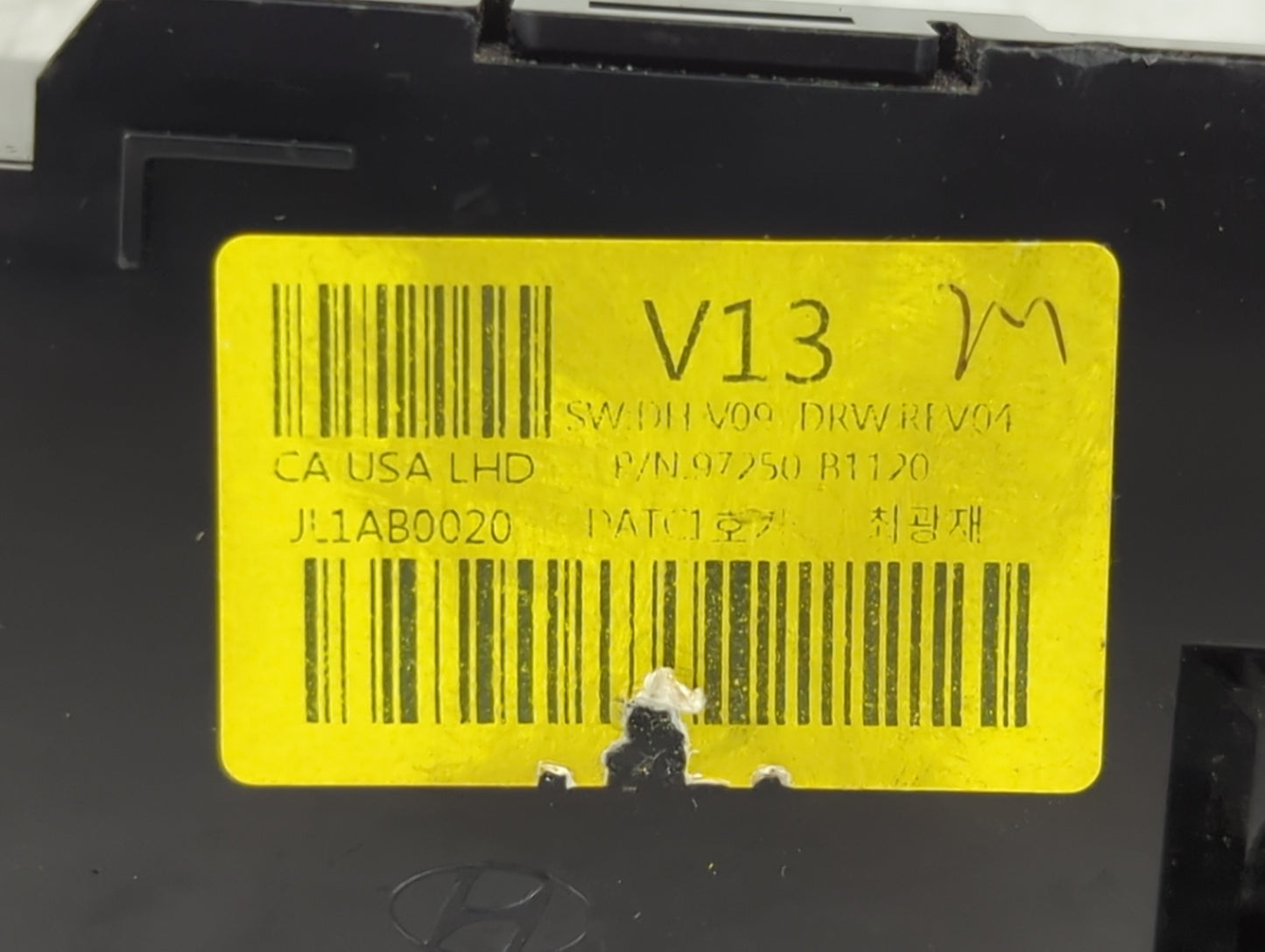 2015-2016 Hyundai Genesis Climate Control Module Temperature AC/Heater Replacement P/N:97250-B1120 Fits Fits 2015 2016 2017 