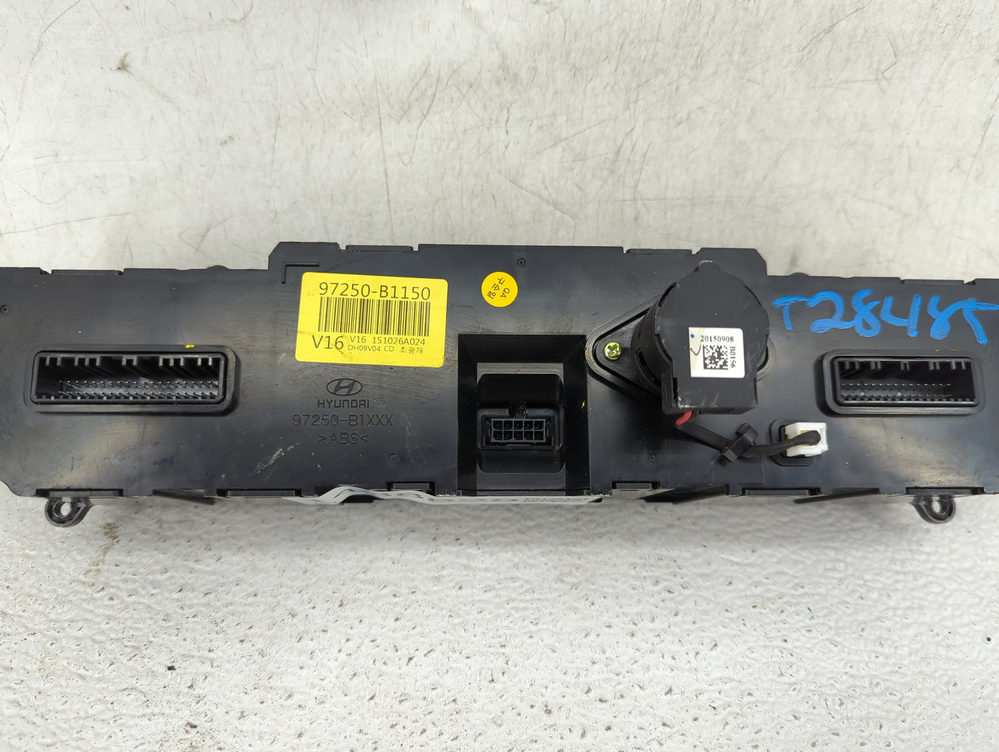 2015-2016 Hyundai Genesis Climate Control Module Temperature AC/Heater Replacement P/N:97250-B1150 97250-B1120 Fits OEM Used