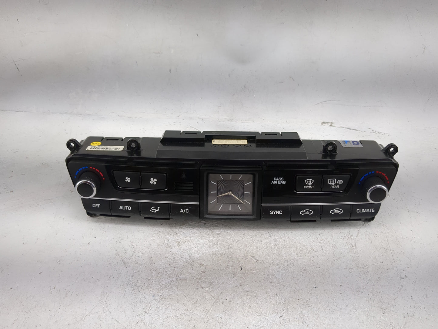 2015-2016 Hyundai Genesis Climate Control Module Temperature AC/Heater Replacement P/N:97250-B1XXX 97250-B1120 Fits OEM Used