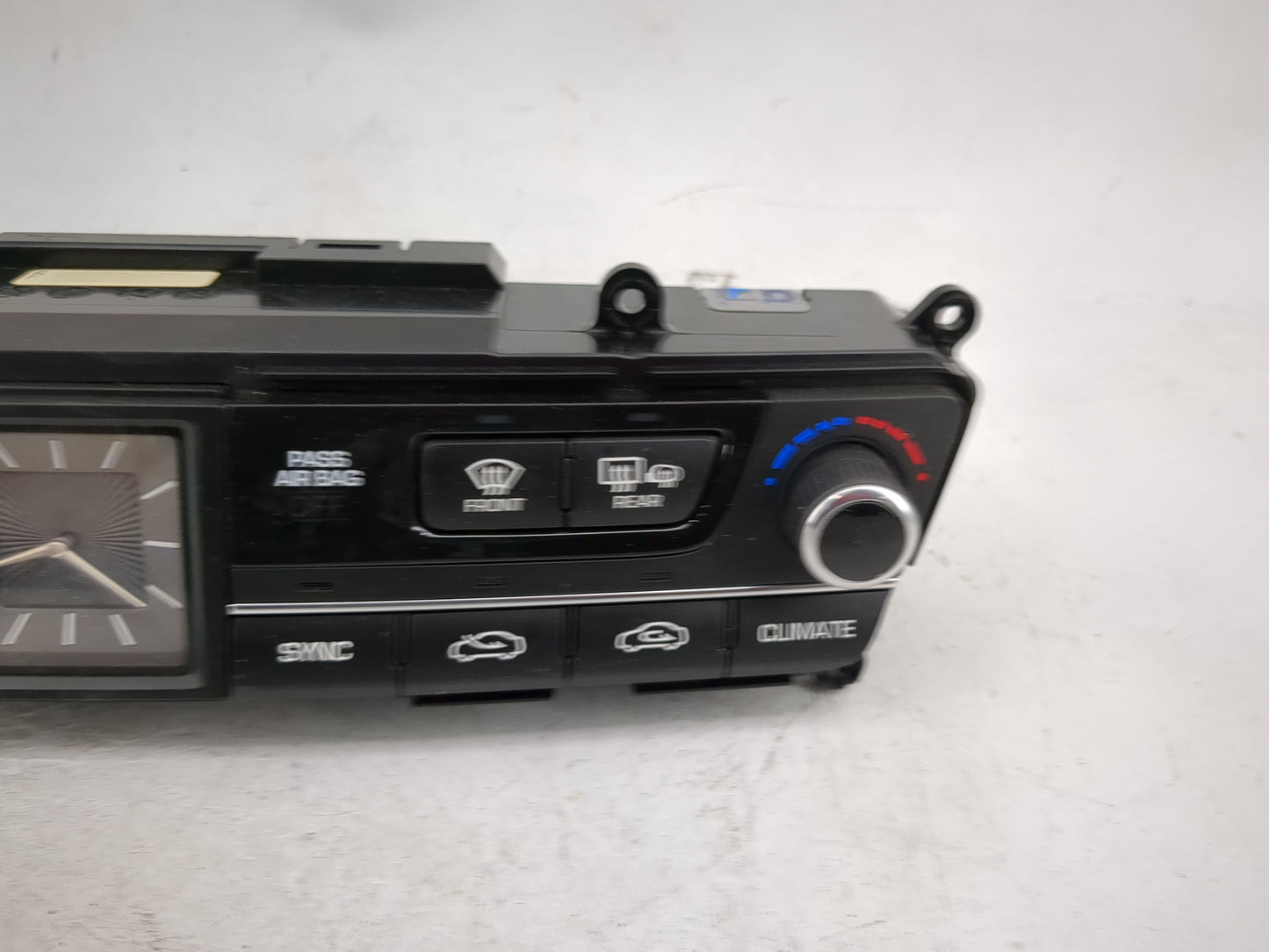 2015-2016 Hyundai Genesis Climate Control Module Temperature AC/Heater Replacement P/N:97250-B1XXX 97250-B1120 Fits OEM Used
