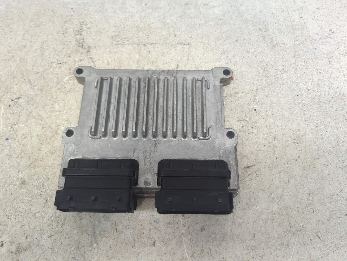 2015-2016 Hyundai Genesis PCM Engine Control Computer ECU ECM PCU OEM P/N:39105-3CEN2 11883133 Fits Fits 2015 2016 2017 OEM 