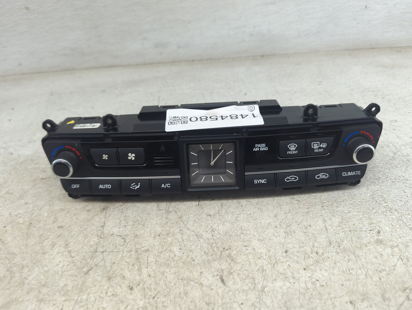 2015-2016 Hyundai Genesis Climate Control Module Temperature AC/Heater Replacement P/N:97250-B1120 Fits Fits 2015 2016 2017 