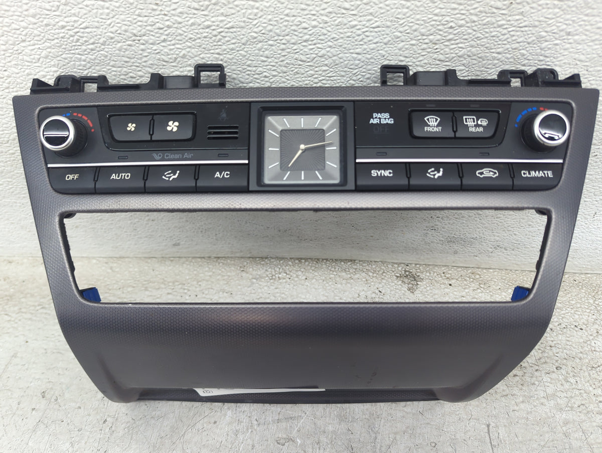 2015-2016 Hyundai Genesis Climate Control Module Temperature AC/Heater Replacement P/N:97250-B1XXX 97250-B1150 Fits OEM Used