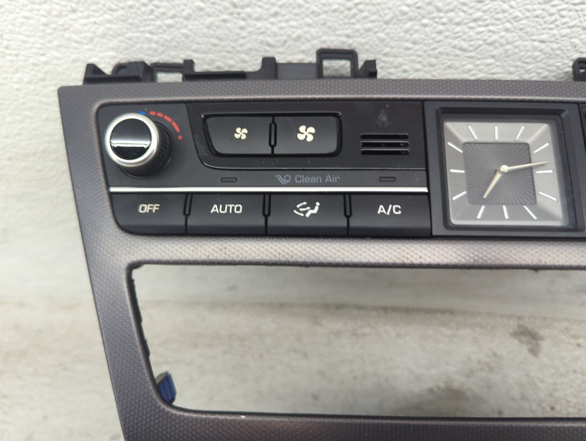 2015-2016 Hyundai Genesis Climate Control Module Temperature AC/Heater Replacement P/N:97250-B1XXX 97250-B1150 Fits OEM Used
