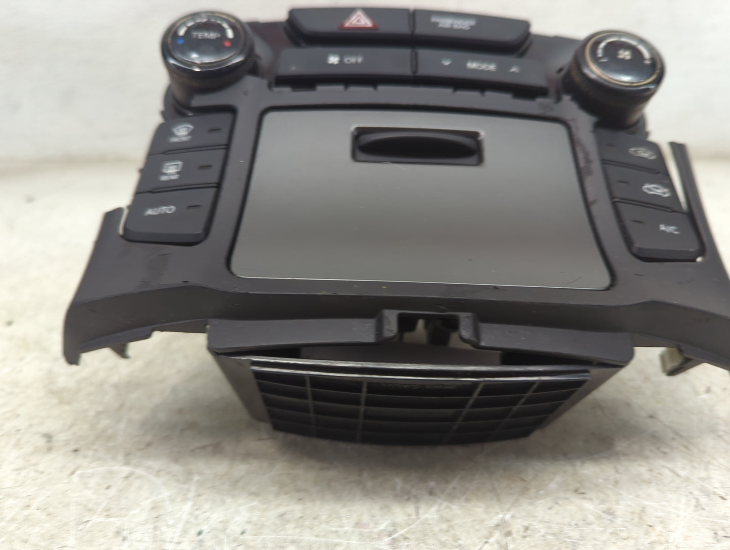 2013-2015 Hyundai Genesis Climate Control Module Temperature AC/Heater Replacement Fits Fits 2013 2014 2015 OEM Used Auto Pa