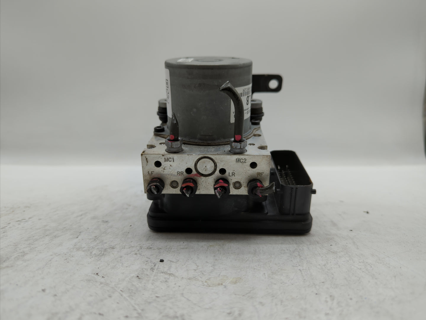2015-2016 Hyundai Genesis ABS Pump Control Module Replacement P/N:58920-B1130 Fits Fits 2015 2016 2017 OEM Used Auto Parts -