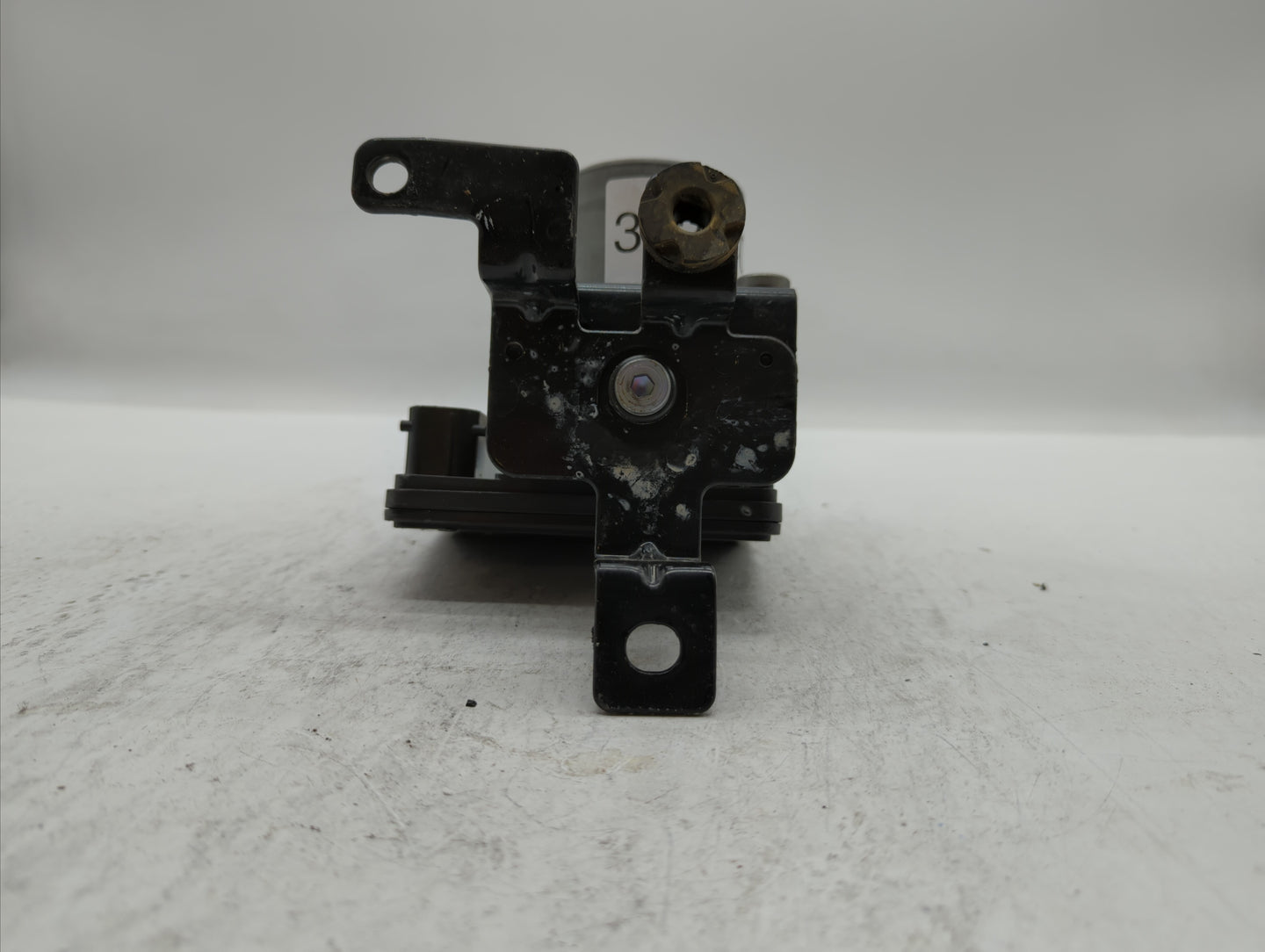 2015-2016 Hyundai Genesis ABS Pump Control Module Replacement P/N:58920-B1130 Fits Fits 2015 2016 2017 OEM Used Auto Parts -