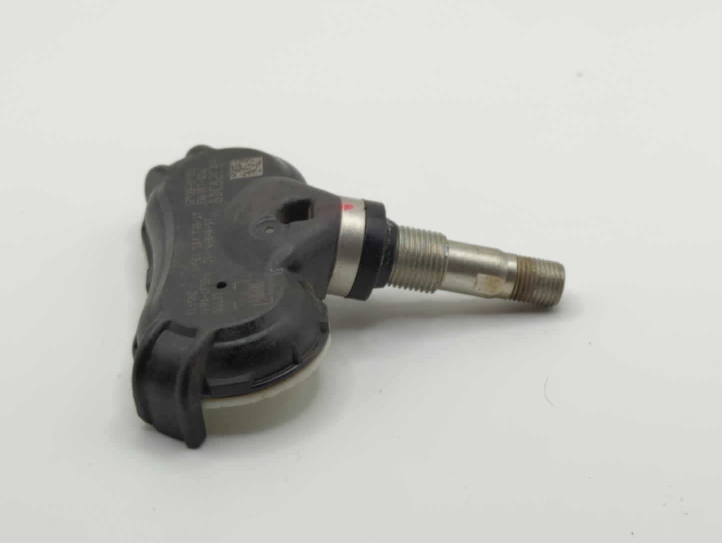 2015 Hyundai Genesis Tire Pressure Monitoring System Sensor Tpms - Oemusedautoparts1.com