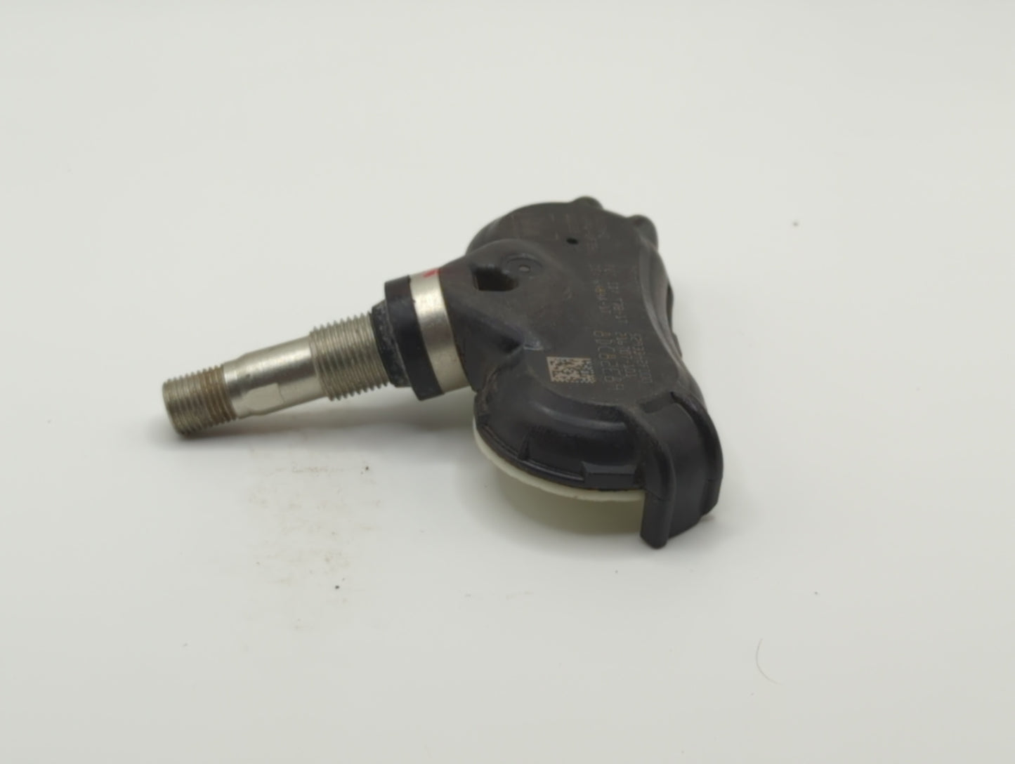 2015 Hyundai Genesis Tire Pressure Monitoring System Sensor Tpms - Oemusedautoparts1.com