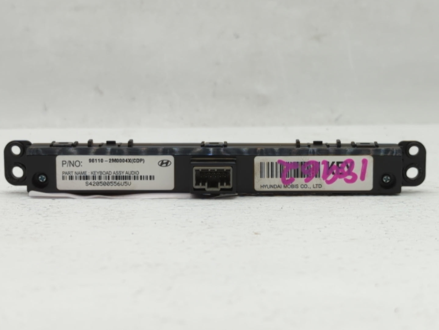 2013-2016 Hyundai Genesis Radio Control Panel - Oemusedautoparts1.com