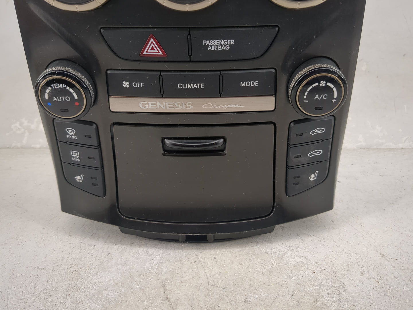 2013-2016 Hyundai Genesis Climate Control Module Temperature AC/Heater Replacement P/N:94300-2M850 97250-2MFP1 Fits OEM Used