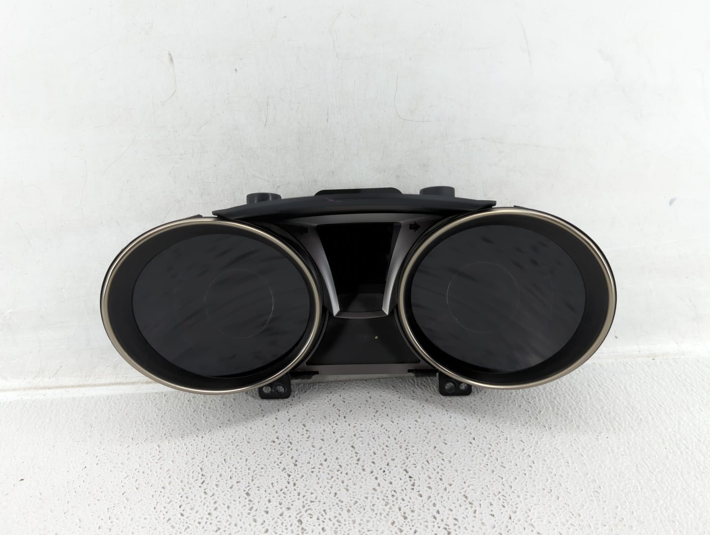 2014-2016 Hyundai Genesis Instrument Cluster Speedometer Gauges P/N:94031-2M320 Fits Fits 2014 2015 2016 OEM Used Auto Parts