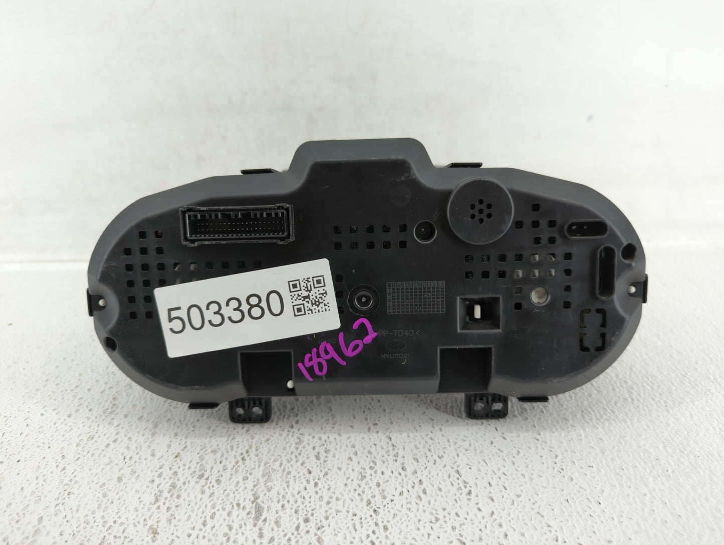 2014-2016 Hyundai Genesis Instrument Cluster Speedometer Gauges P/N:94031-2M320 Fits Fits 2014 2015 2016 OEM Used Auto Parts