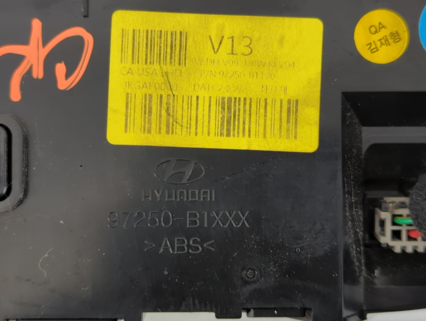 2015-2016 Hyundai Genesis Climate Control Module Temperature AC/Heater Replacement P/N:97250-B1XXX Fits Fits 2015 2016 2017 