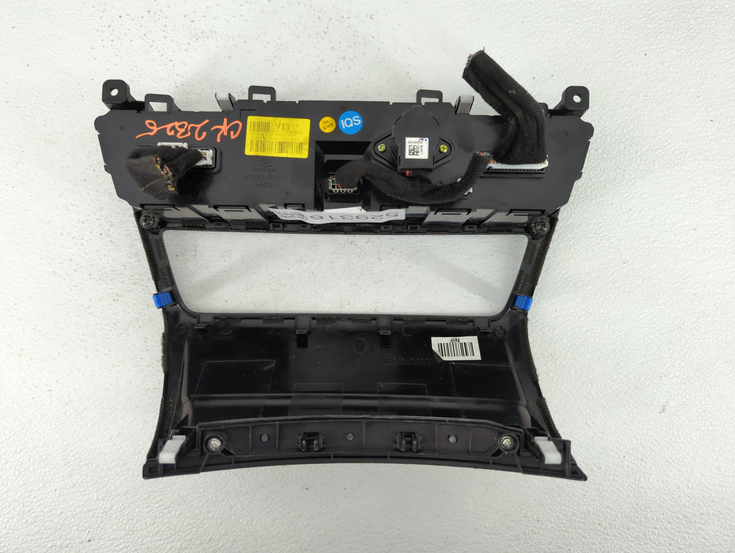2015-2016 Hyundai Genesis Climate Control Module Temperature AC/Heater Replacement P/N:97250-B1XXX Fits Fits 2015 2016 2017 