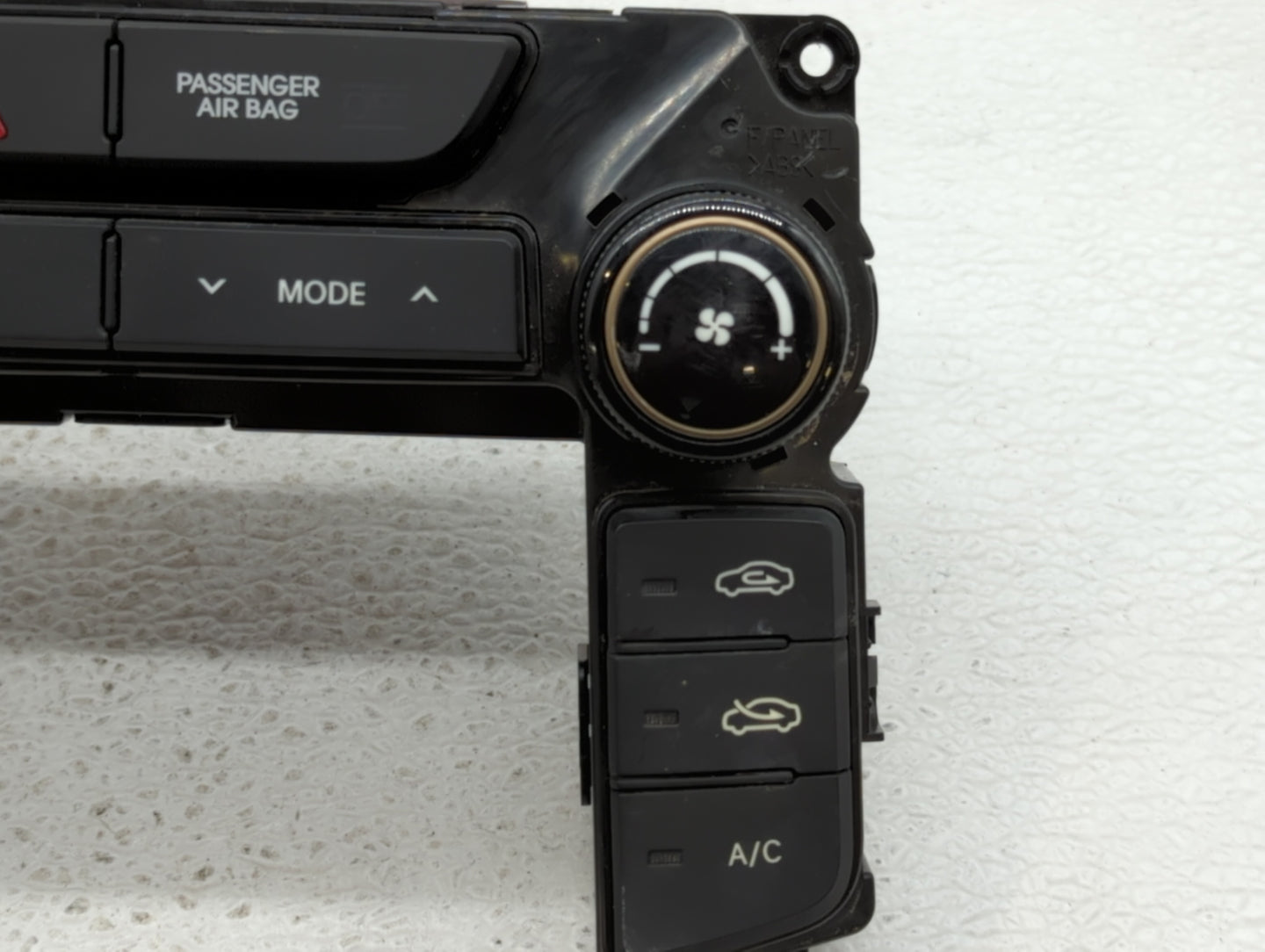 2013-2016 Hyundai Genesis Climate Control Module Temperature AC/Heater Replacement P/N:KAZ4854 97250-2MF J1 Fits OEM Used Au