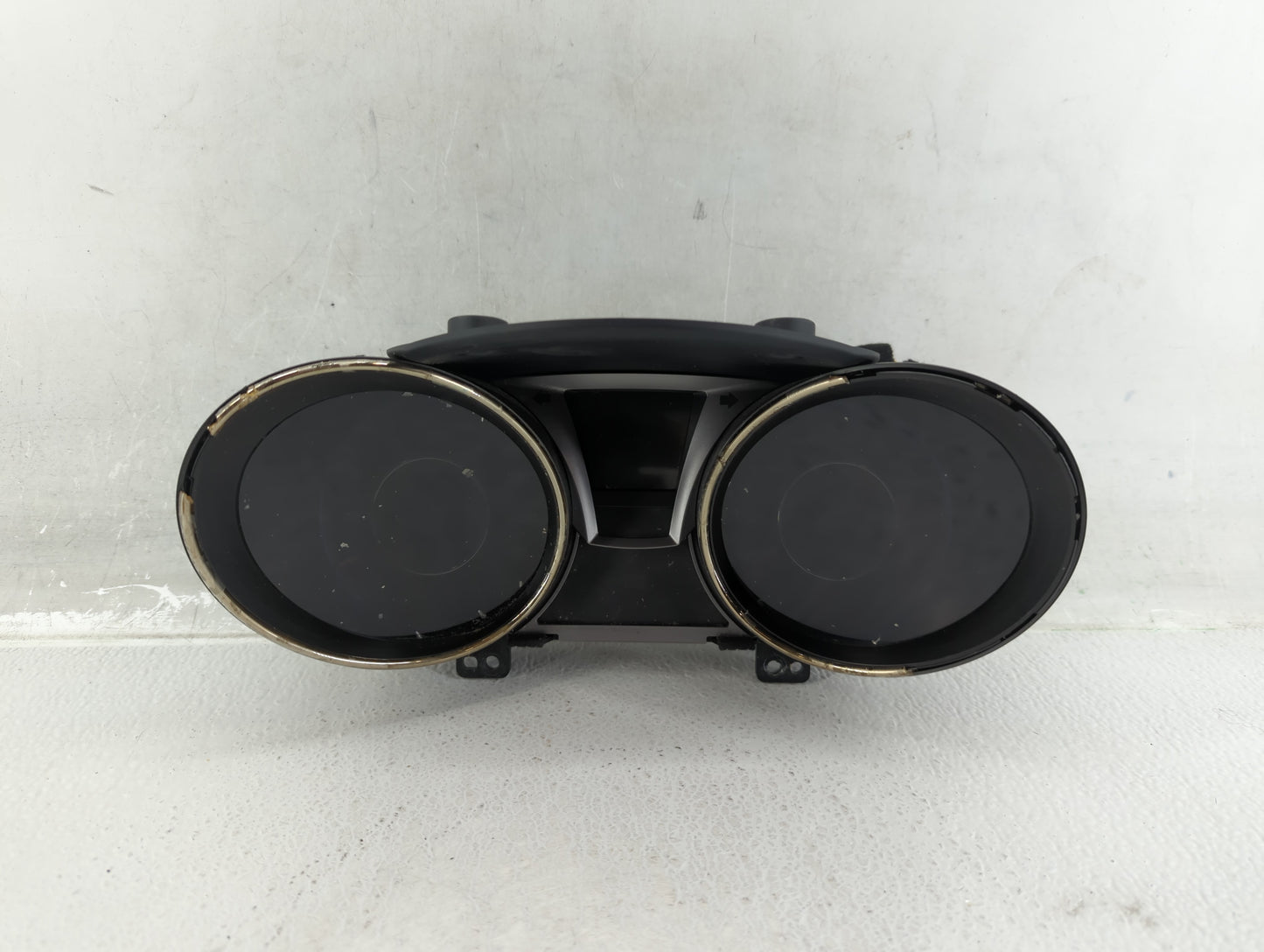 2014-2016 Hyundai Genesis Instrument Cluster Speedometer Gauges P/N:94031-2M320 Fits Fits 2014 2015 2016 OEM Used Auto Parts