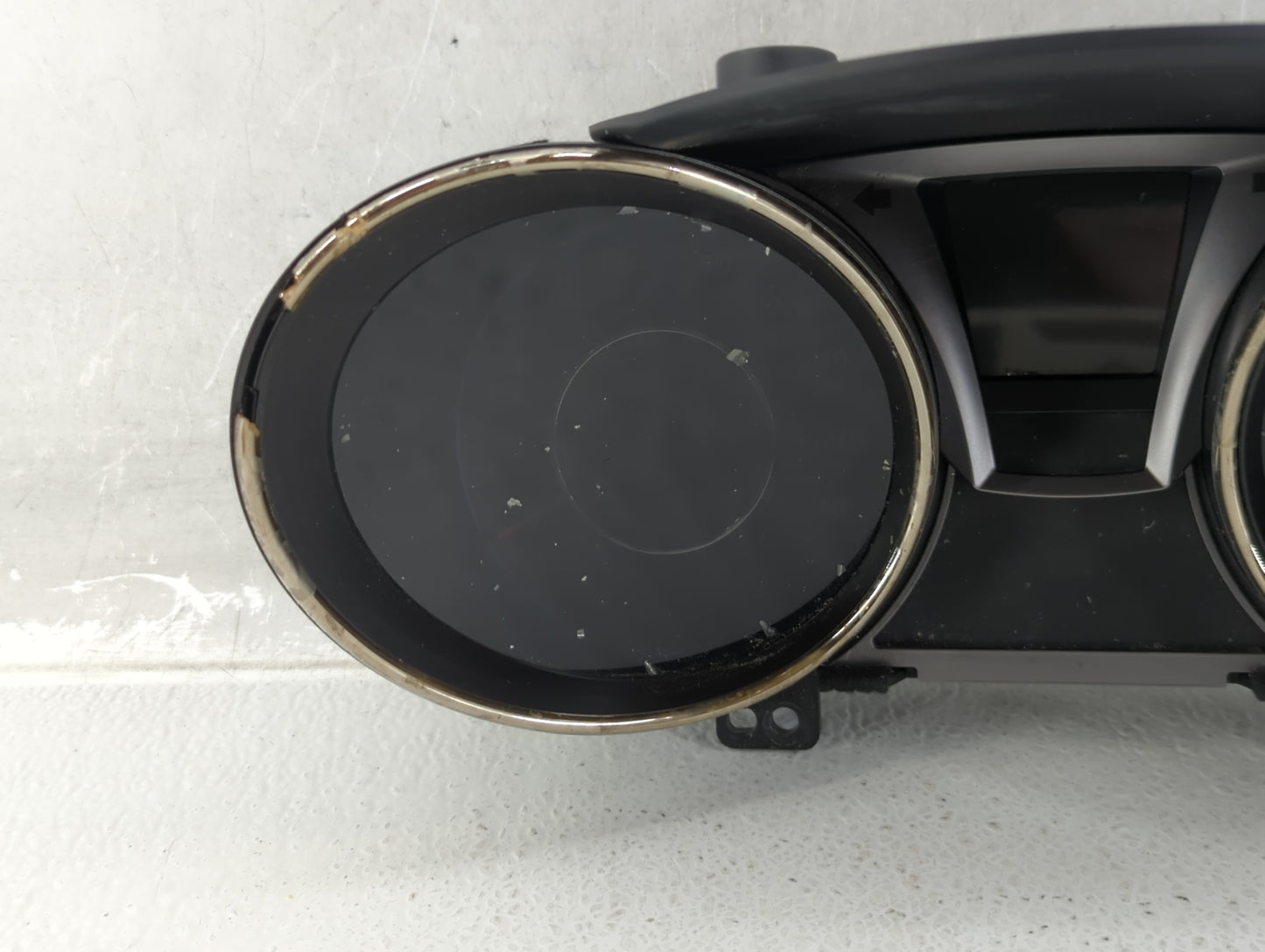2014-2016 Hyundai Genesis Instrument Cluster Speedometer Gauges P/N:94031-2M320 Fits Fits 2014 2015 2016 OEM Used Auto Parts