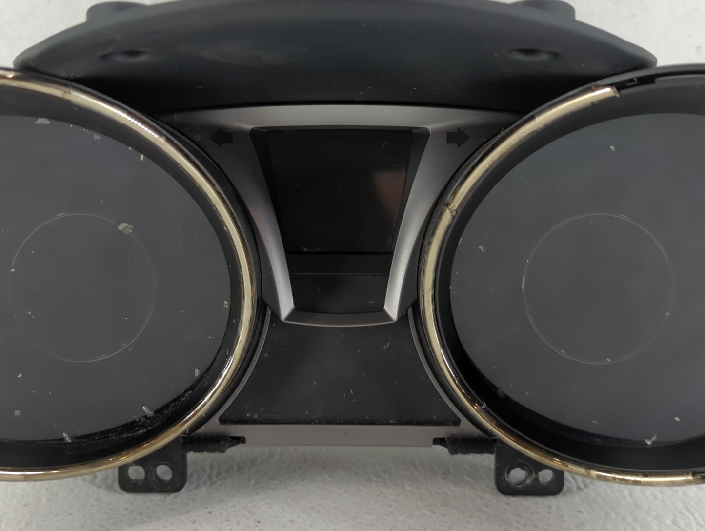 2014-2016 Hyundai Genesis Instrument Cluster Speedometer Gauges P/N:94031-2M320 Fits Fits 2014 2015 2016 OEM Used Auto Parts