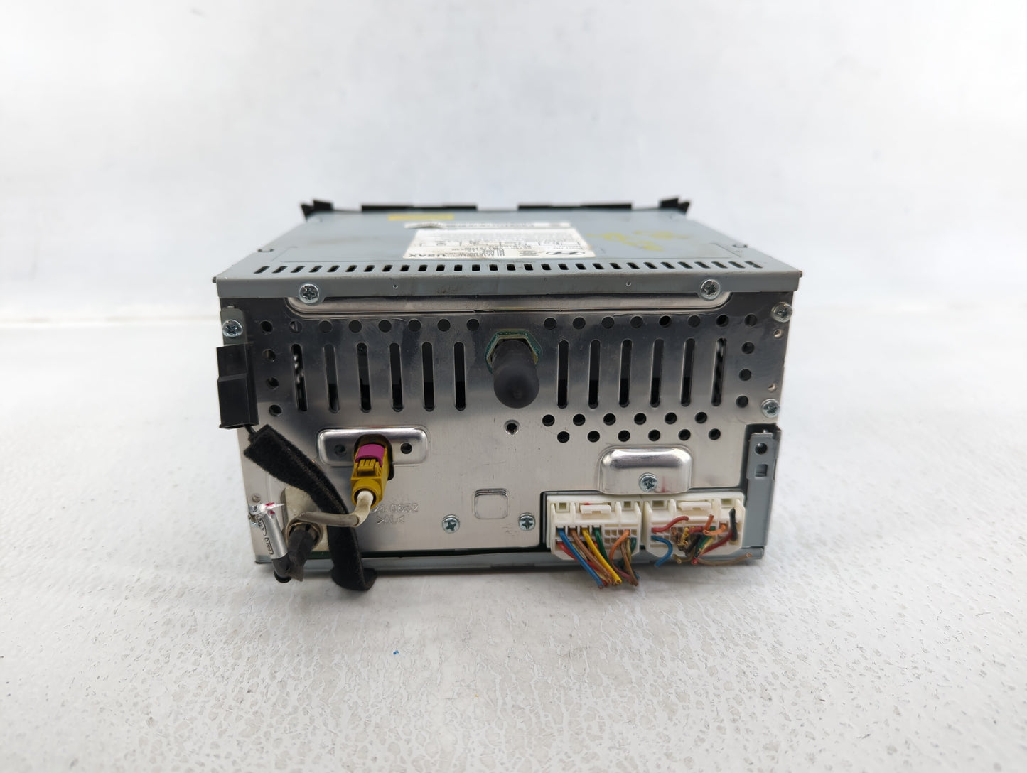 2014-2015 Hyundai Genesis Radio AM FM Cd Player Receiver Replacement P/N:96180-2M118YHG Fits Fits 2014 2015 OEM Used Auto Pa
