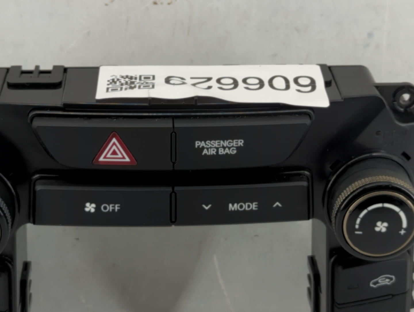 2013-2016 Hyundai Genesis Climate Control Module Temperature AC/Heater Replacement P/N:D36 JIR1803 BK 07250-2MF J1 Fits OEM 