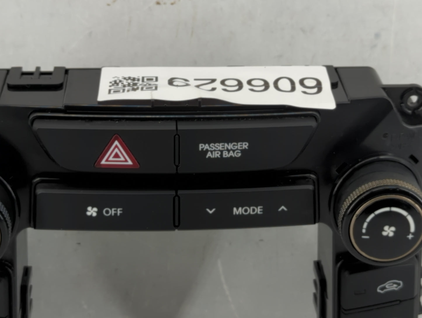 2013-2016 Hyundai Genesis Climate Control Module Temperature AC/Heater Replacement P/N:D36 JIR1803 BK 07250-2MF J1 Fits OEM 