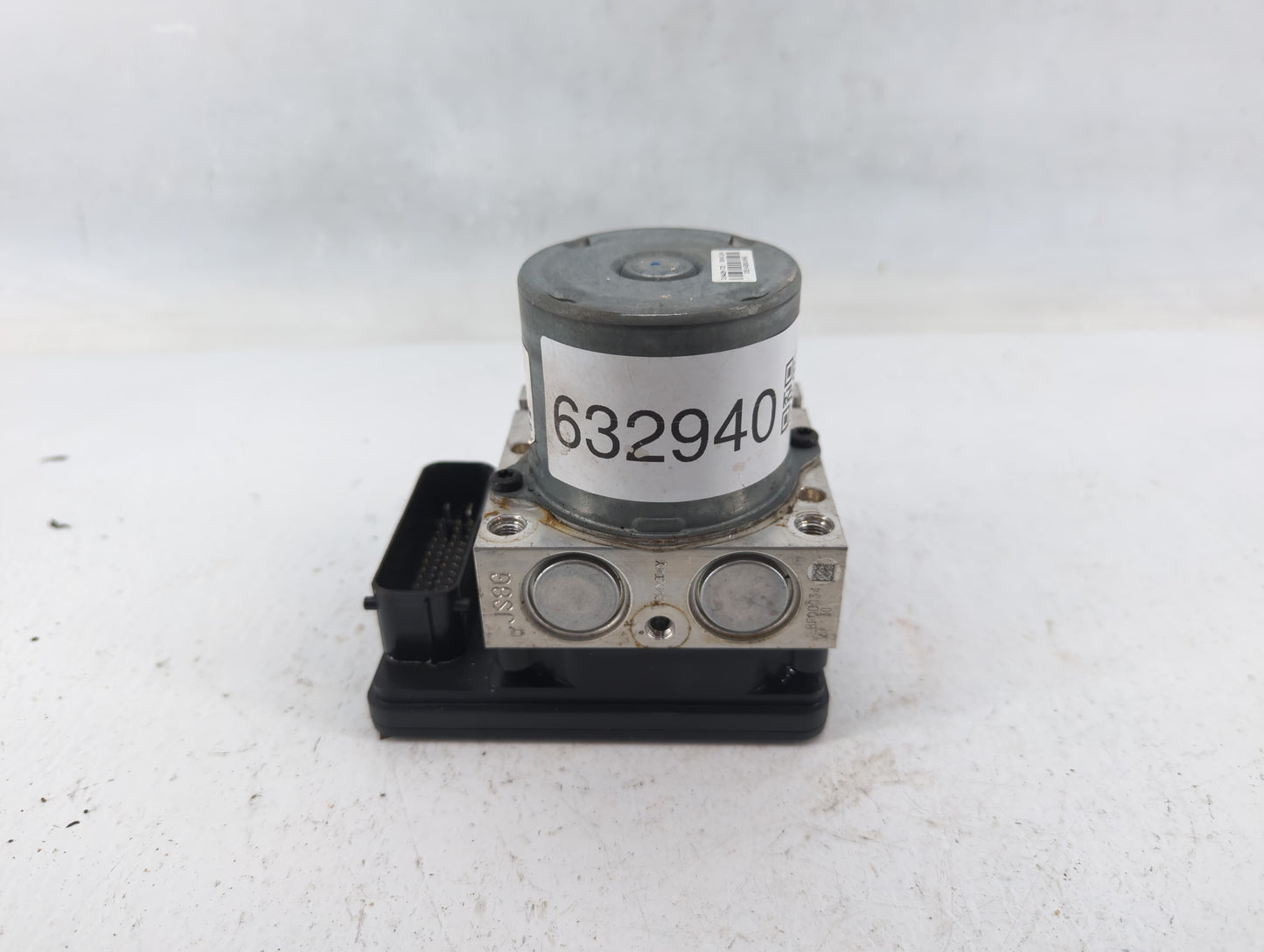 2015-2016 Hyundai Genesis ABS Pump Control Module Replacement P/N:58920-B1010 Fits Fits 2015 2016 2017 OEM Used Auto Parts -