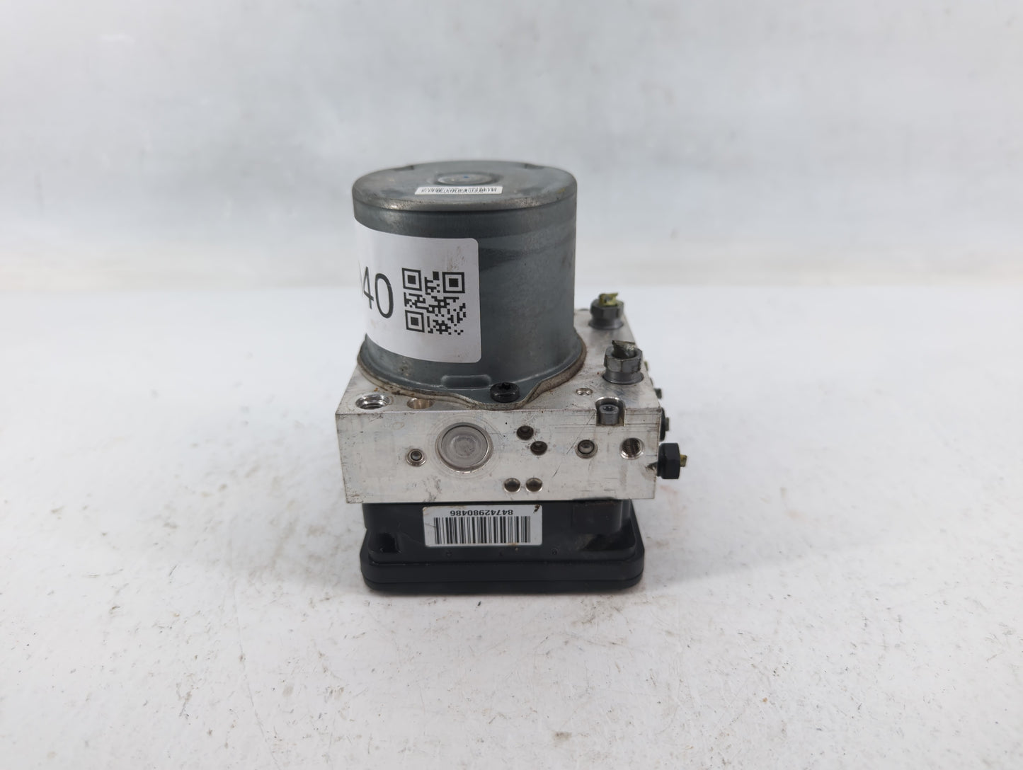 2015-2016 Hyundai Genesis ABS Pump Control Module Replacement P/N:58920-B1010 Fits Fits 2015 2016 2017 OEM Used Auto Parts -