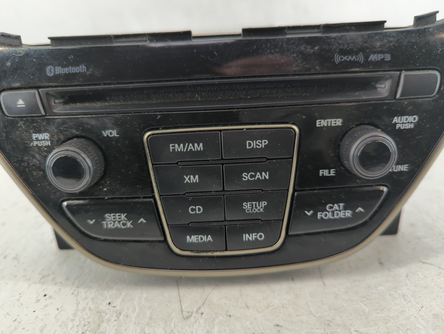 2013-2015 Hyundai Genesis Am Fm Cd Player Radio Receiver - Oemusedautoparts1.com