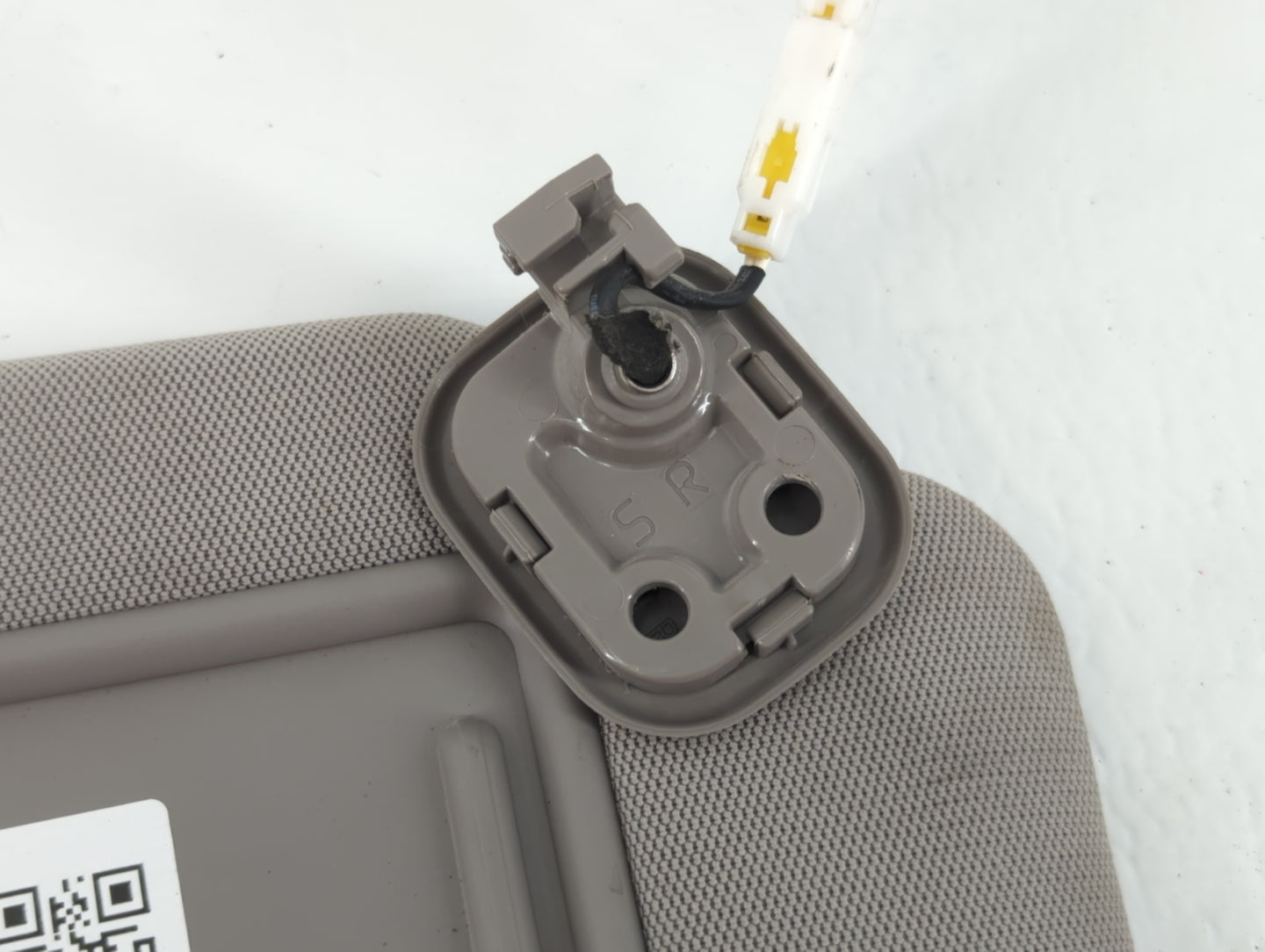 2015-2016 Hyundai Genesis Sun Visor Shade Replacement Passenger Right Mirror Fits Fits 2015 2016 2017 2018 2019 2020 OEM Use