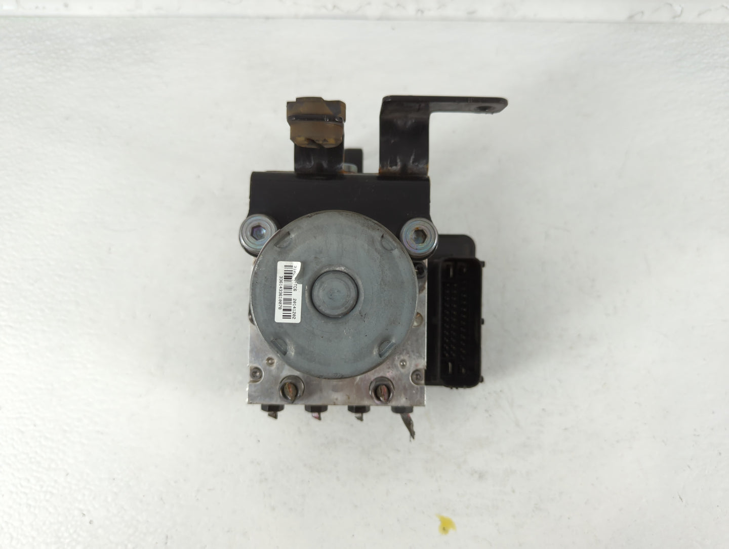 2015-2016 Hyundai Genesis ABS Pump Control Module Replacement P/N:58920-B1130 Fits Fits 2015 2016 2017 OEM Used Auto Parts -