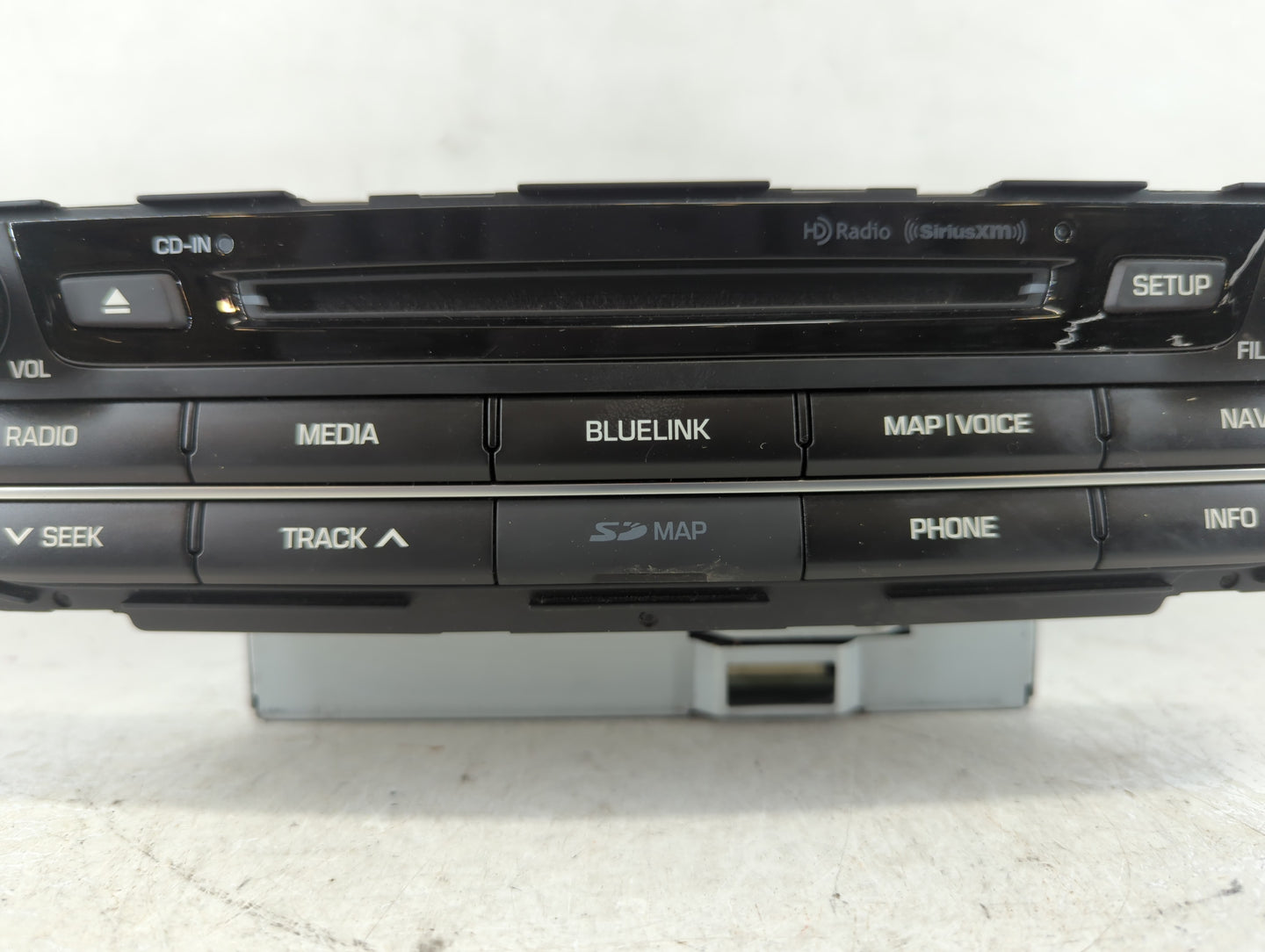 2015-2016 Hyundai Genesis Am Fm Cd Player Radio Receiver - Oemusedautoparts1.com