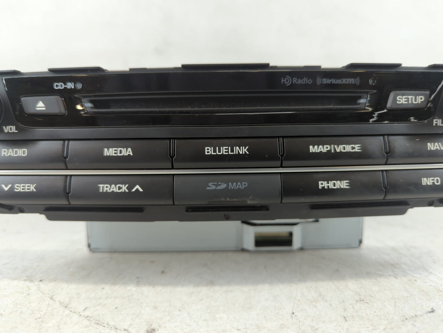 2015-2016 Hyundai Genesis Am Fm Cd Player Radio Receiver - Oemusedautoparts1.com