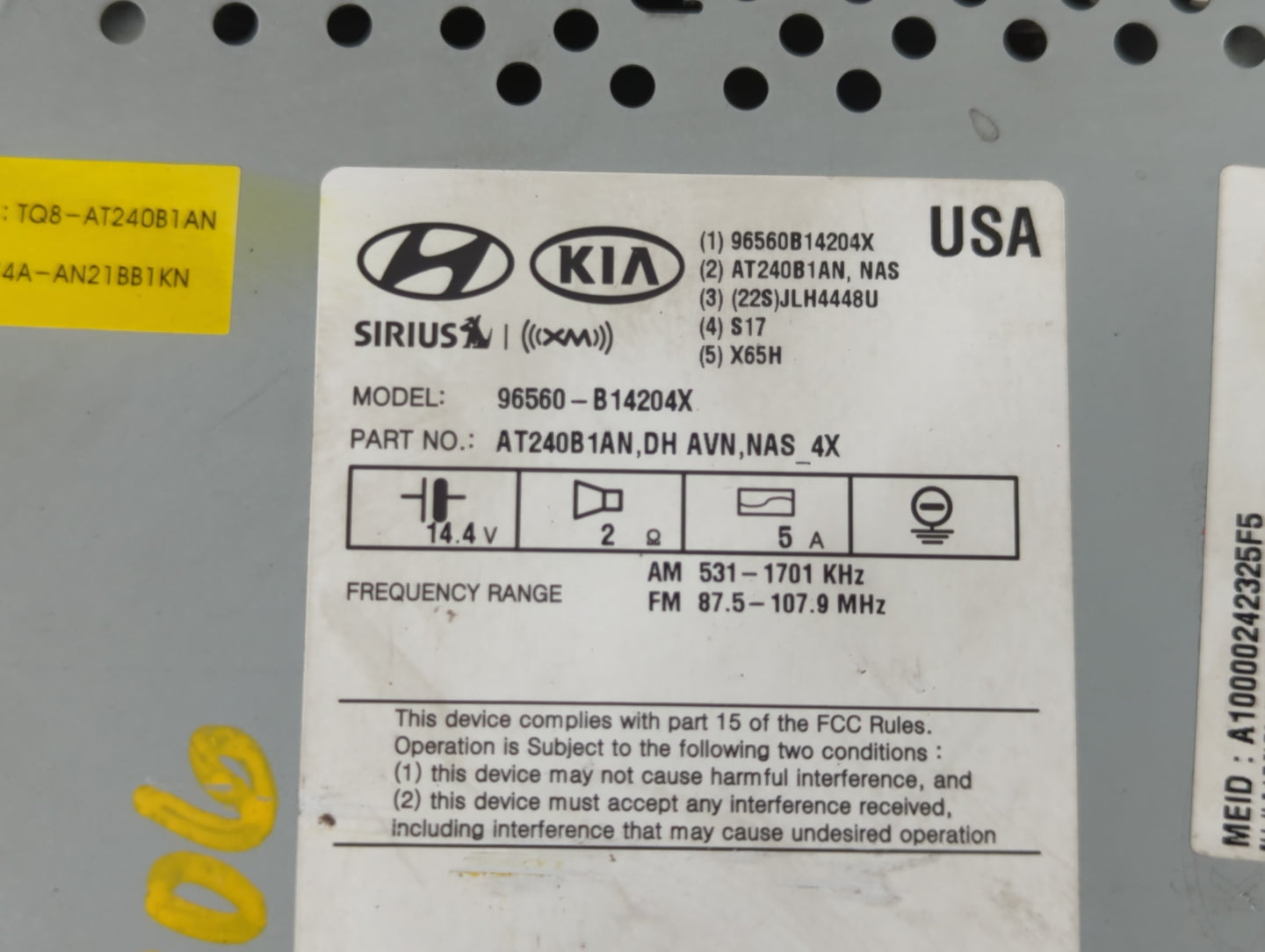 2015-2016 Hyundai Genesis Am Fm Cd Player Radio Receiver - Oemusedautoparts1.com