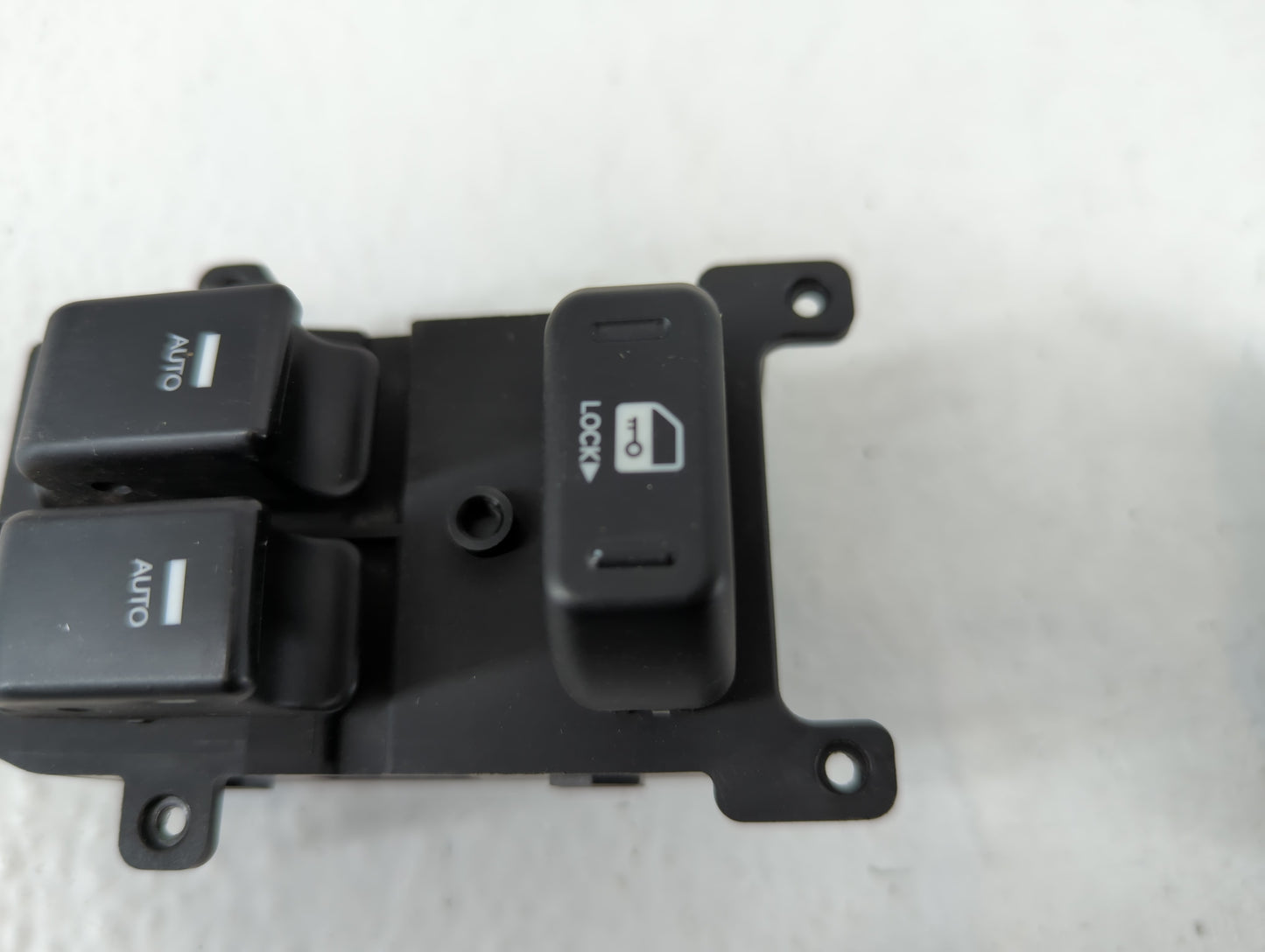 2013-2016 Hyundai Genesis Master Power Window Switch Replacement Driver Side Left P/N:202008375 Fits Fits 2013 2014 2015 201