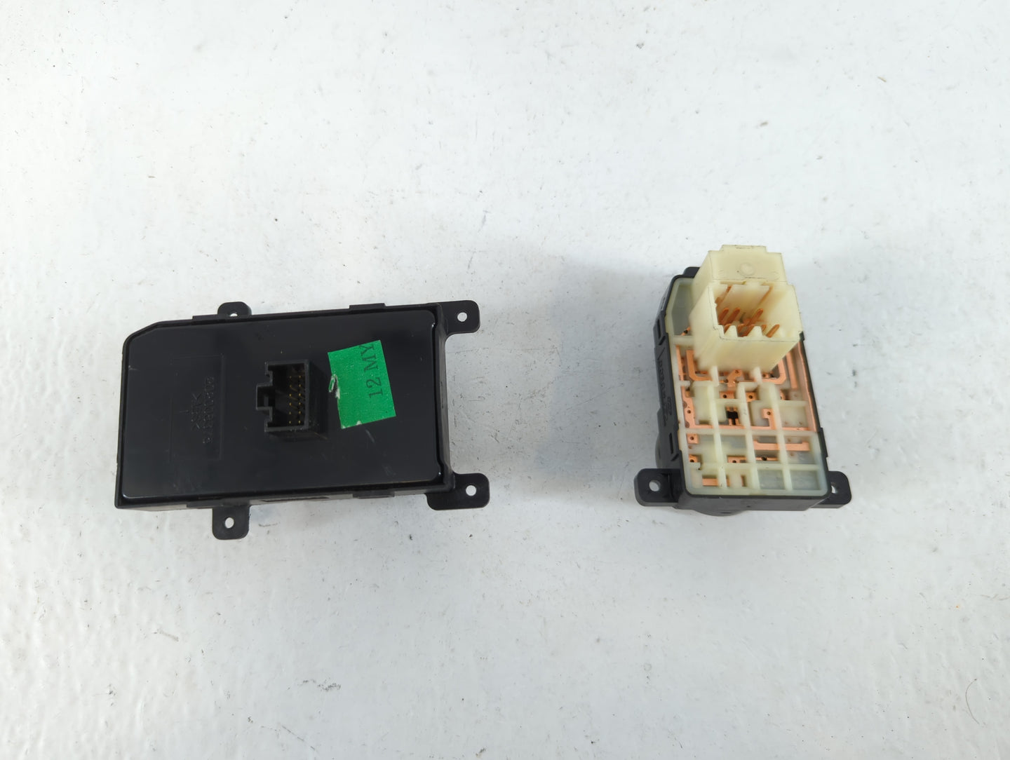 2013-2016 Hyundai Genesis Master Power Window Switch Replacement Driver Side Left P/N:202008375 Fits Fits 2013 2014 2015 201