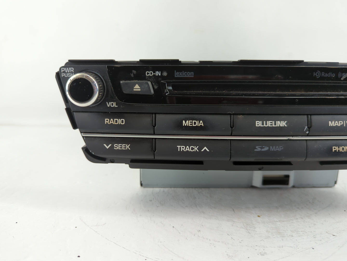2015-2015 Hyundai Genesis Am Fm Cd Player Radio Receiver - Oemusedautoparts1.com