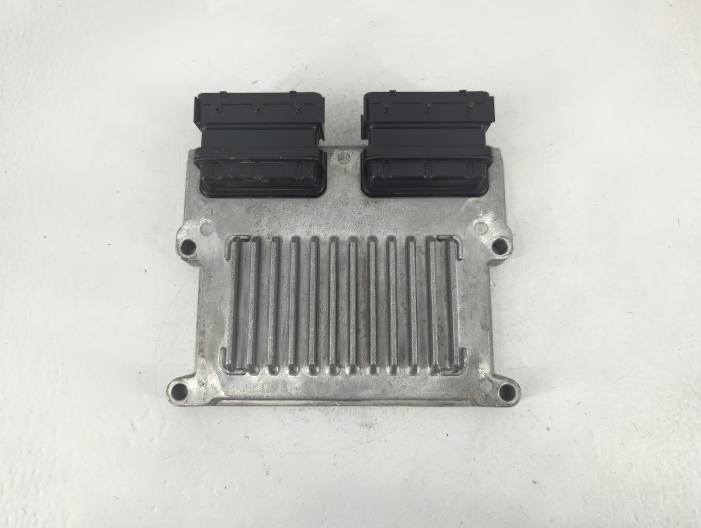 2015-2016 Hyundai Genesis PCM Engine Control Computer ECU ECM PCU OEM P/N:39105-3CEN2 Fits Fits 2015 2016 2017 OEM Used Auto