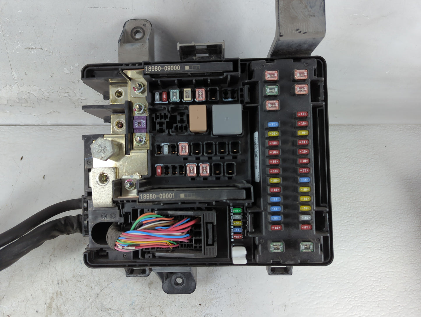 2015 Hyundai Genesis Fusebox Fuse Box Panel Relay Module P/N:91204 B1634 Fits OEM Used Auto Parts - Oemusedautoparts1.com