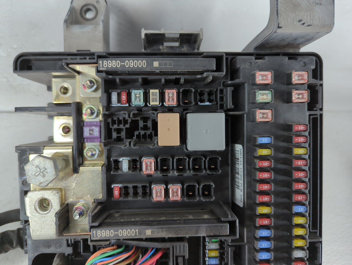 2015 Hyundai Genesis Fusebox Fuse Box Panel Relay Module P/N:91204 B1634 Fits OEM Used Auto Parts - Oemusedautoparts1.com