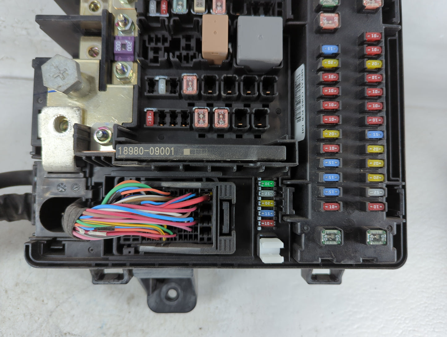 2015 Hyundai Genesis Fusebox Fuse Box Panel Relay Module P/N:91204 B1634 Fits OEM Used Auto Parts - Oemusedautoparts1.com