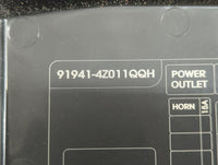 2015 Hyundai Santa Fe Fusebox Fuse Box Panel Relay Module P/N:91941-4Z011QQH 91941-4Z011 Fits OEM Used Auto Parts - Oemuseda