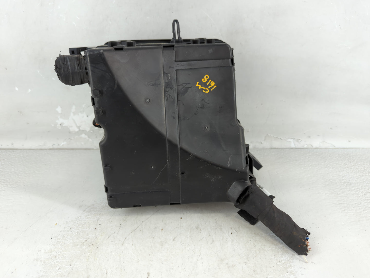 2015 Hyundai Santa Fe Fusebox Fuse Box Panel Relay Module P/N:91941-4Z011QQH 91941-4Z011 Fits OEM Used Auto Parts - Oemuseda