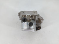 2015 Hyundai Santa Fe Throttle Body P/N:35100-2G710 35100-2G700 Fits Fits 2011 2012 2013 2014 2016 OEM Used Auto Parts - Oem